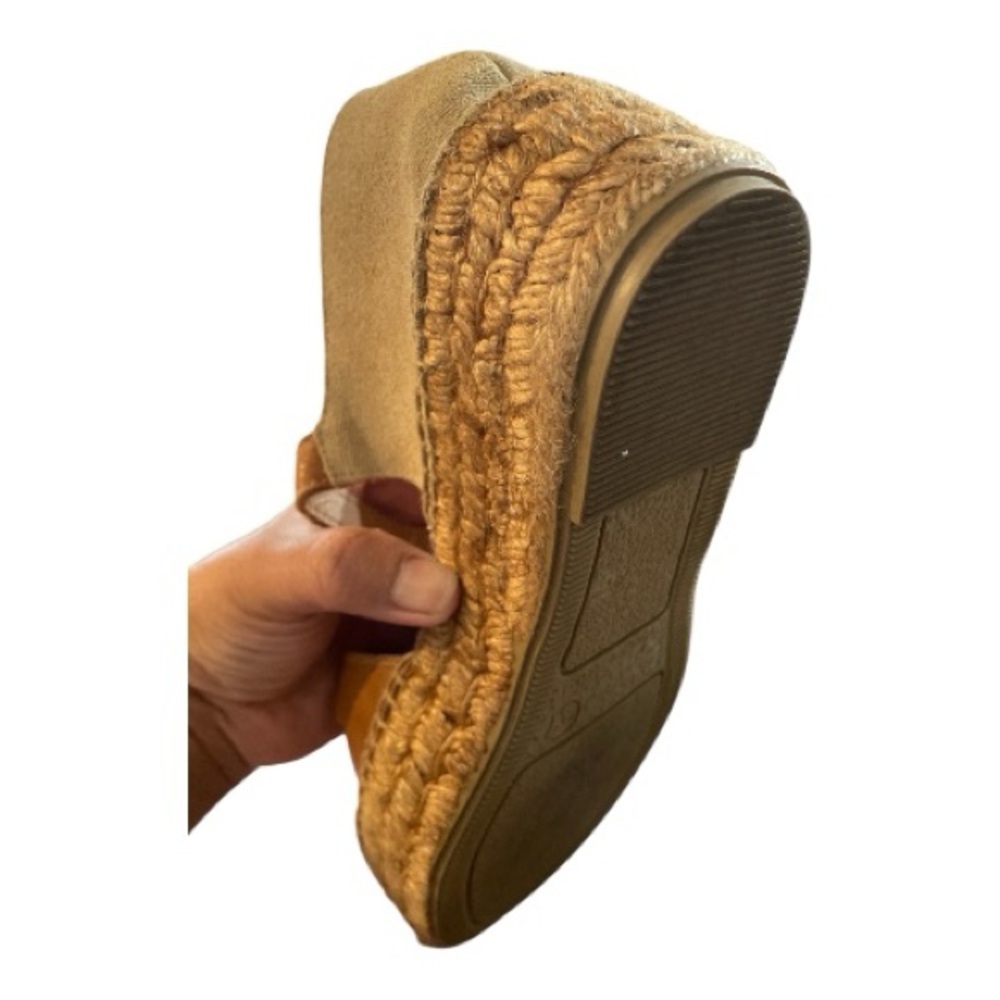 •Elegant Tan Women's Sandals - Picture 10 of 10